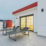 Bica Luxury Penthouse 아파트