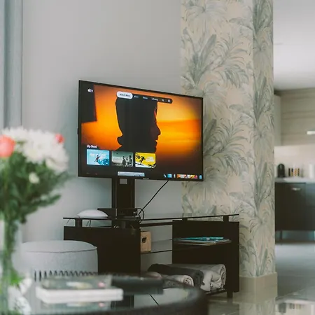 Bica Luxury Penthouse Apartament *